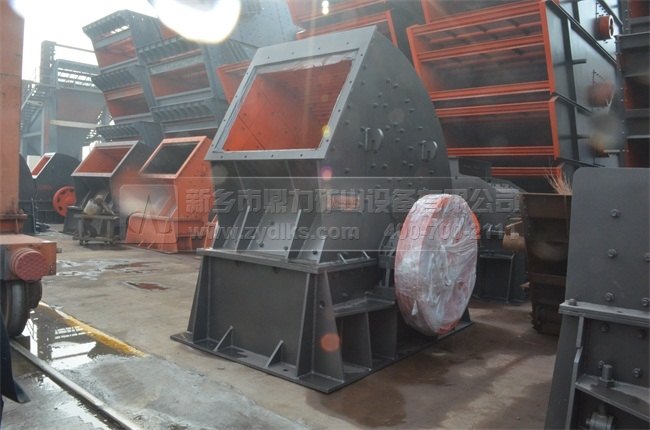 �|������C