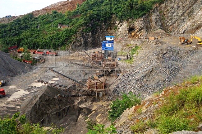 ¶���ɽ�w��ʯ���F(xi��n)��