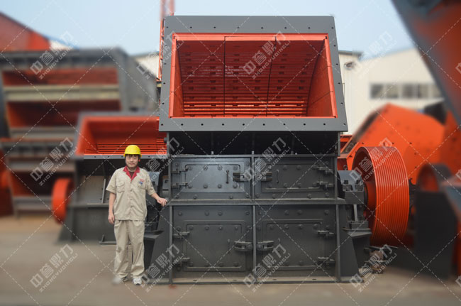 ˮ���S��ʯ�C