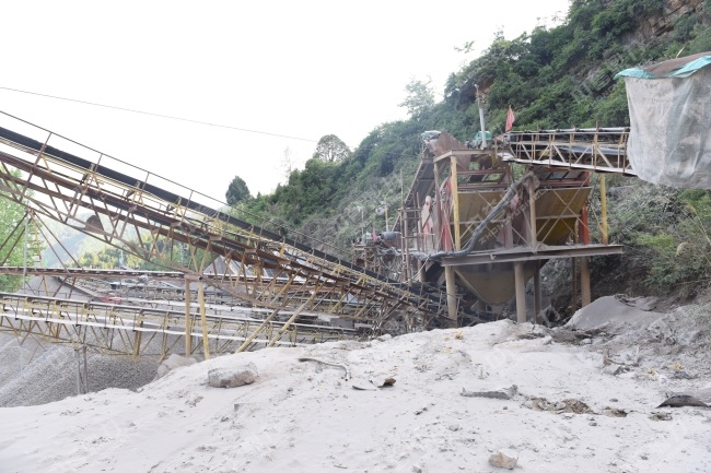 ���a���F��