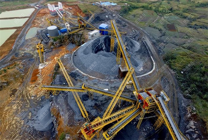 ��ʽ��ɰ���a(ch��n)���F(xi��n)��(ch��ng)