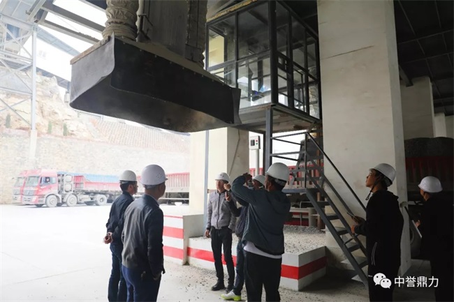 �Ԅ�(d��ng)�b܇(ch��)ϵ�y(t��ng)