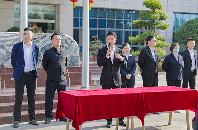 ���u���������u�ȫ@���ˆT